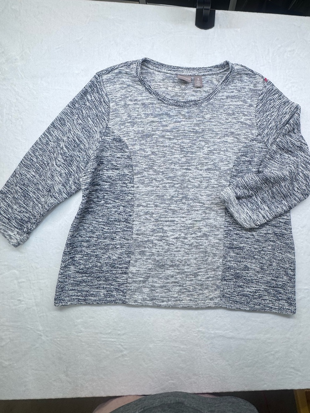 Chico’s Size 3 Gray Marled Knit Sweater Top 3/4 Sleeve Relaxed Fit - Picture 3 of 11